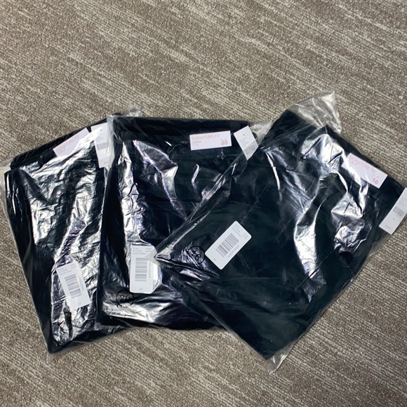 Lane Bryant Signature Fit Black Corduroy Skinny Pant - Picture 3 of 4